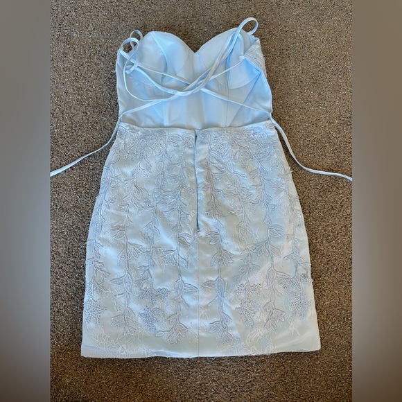 Light blue dress size 4 (never worn before) (homecoming) - Picture 2 of 2